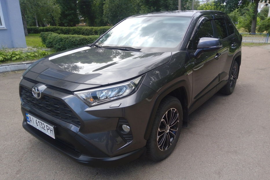 Продам Toyota Rav 4 Live 2020 года в г. Нежин, Черниговская область