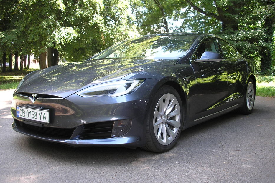 Продам Tesla Model S 75D Dual Motor 2017 года в г. Нежин, Черниговская область