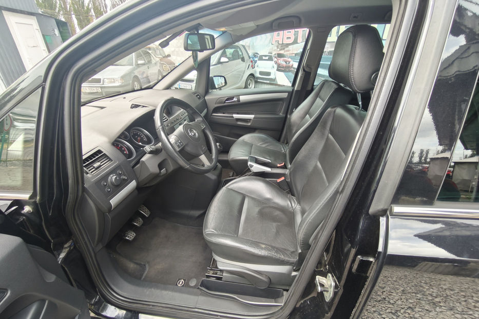 Продам Opel Zafira 2005 года в Киеве