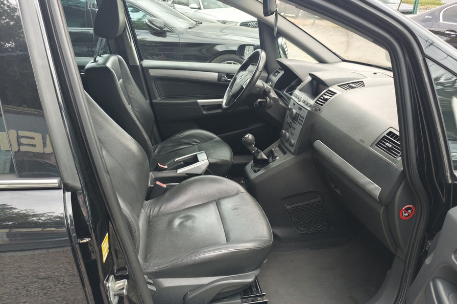 Продам Opel Zafira 2005 года в Киеве