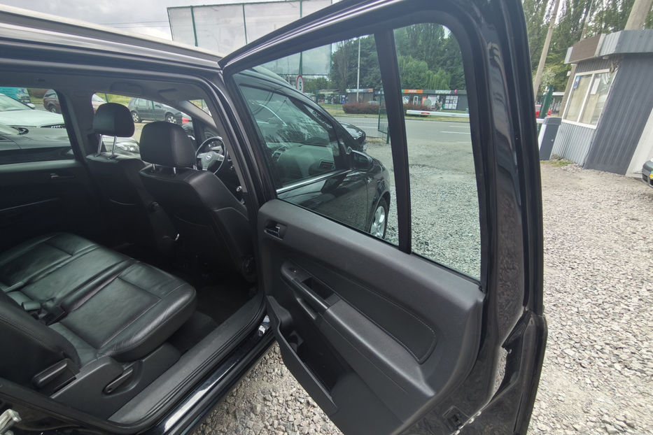 Продам Opel Zafira 2005 года в Киеве