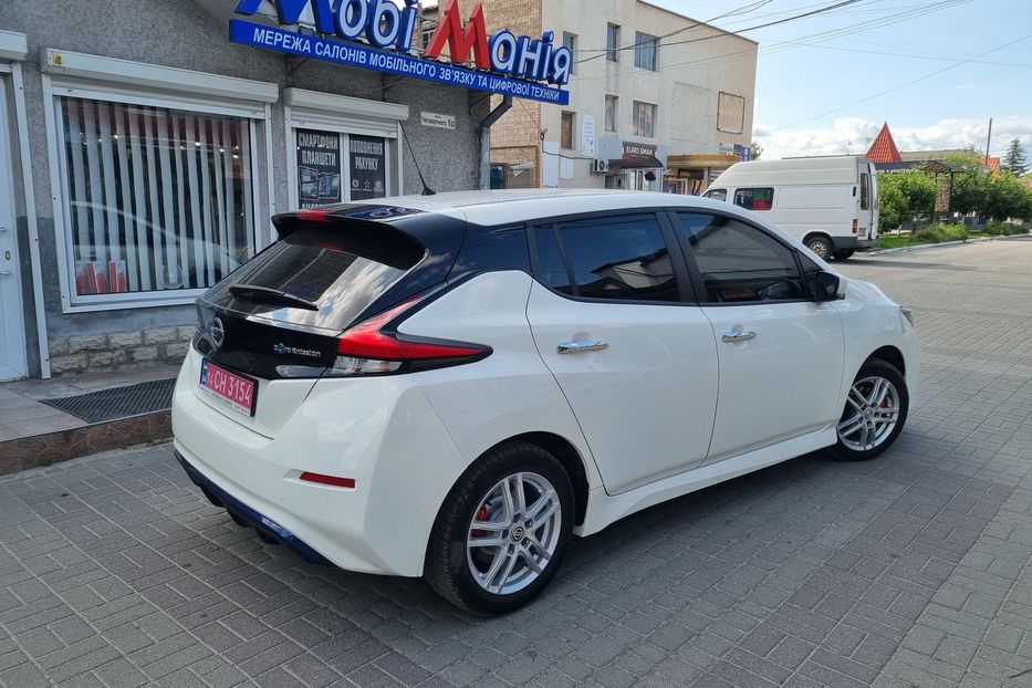 Продам Nissan Leaf 40 кВт 2021 года в Львове