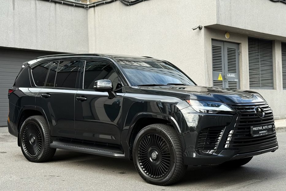 Продам Lexus LX 570 LX 600 Superior 2022 года в Киеве