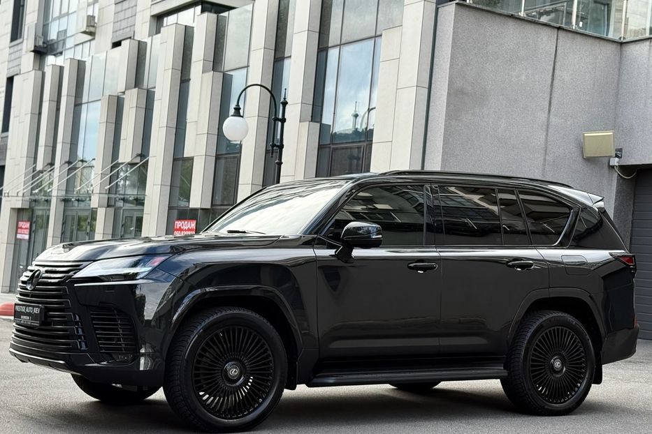 Продам Lexus LX 570 LX 600 Superior 2022 года в Киеве