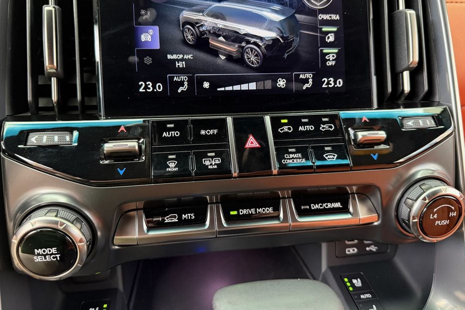 Продам Lexus LX 570 LX 600 Superior 2022 года в Киеве