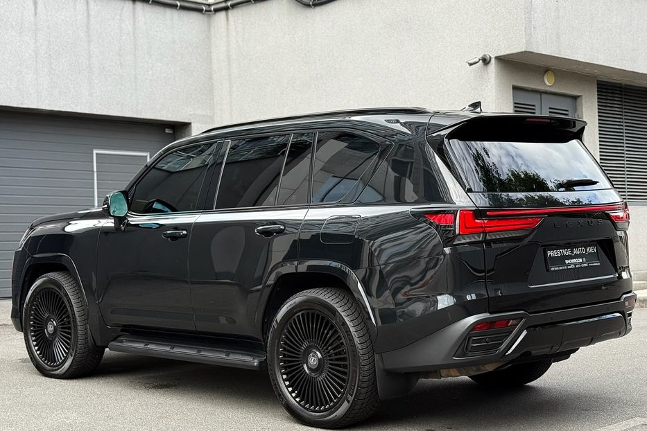 Продам Lexus LX 570 LX 600 Superior 2022 года в Киеве