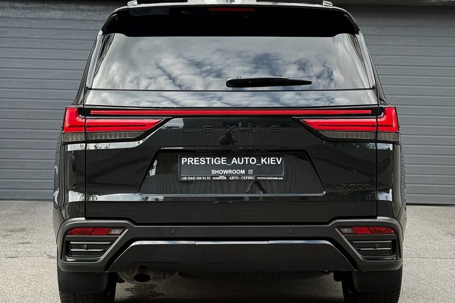 Продам Lexus LX 570 LX 600 Superior 2022 года в Киеве