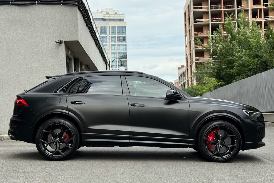 Продам Audi RS Q8  PERFORMANCE 2024 года в Киеве