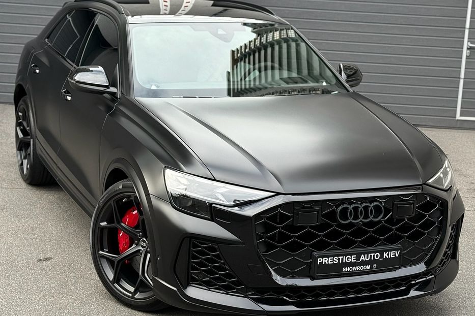 Продам Audi RS Q8  PERFORMANCE 2024 года в Киеве