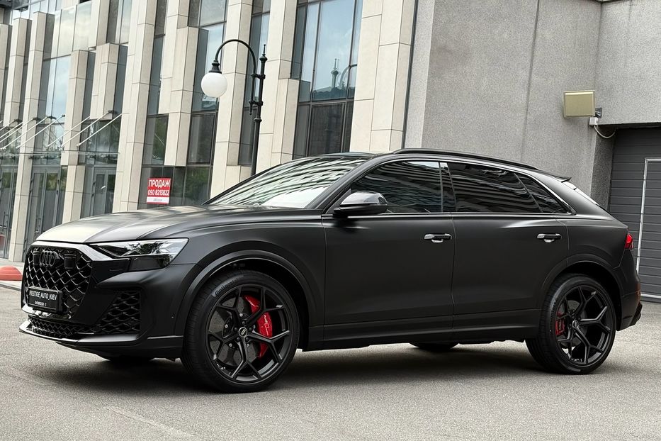 Продам Audi RS Q8  PERFORMANCE 2024 года в Киеве