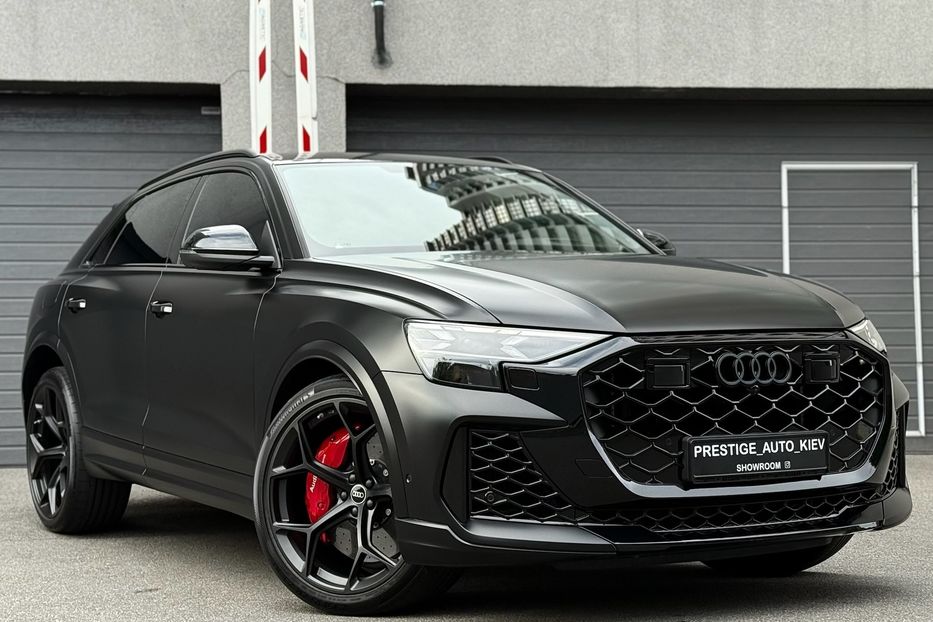 Продам Audi RS Q8  PERFORMANCE 2024 года в Киеве