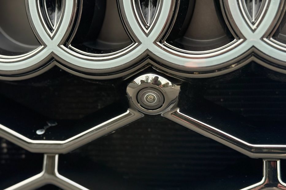 Продам Audi RS Q8  PERFORMANCE 2024 года в Киеве