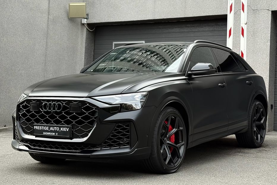 Продам Audi RS Q8  PERFORMANCE 2024 года в Киеве