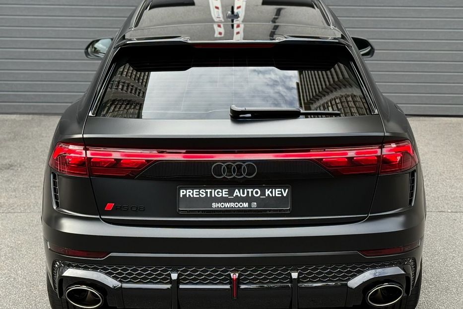 Продам Audi RS Q8  PERFORMANCE 2024 года в Киеве
