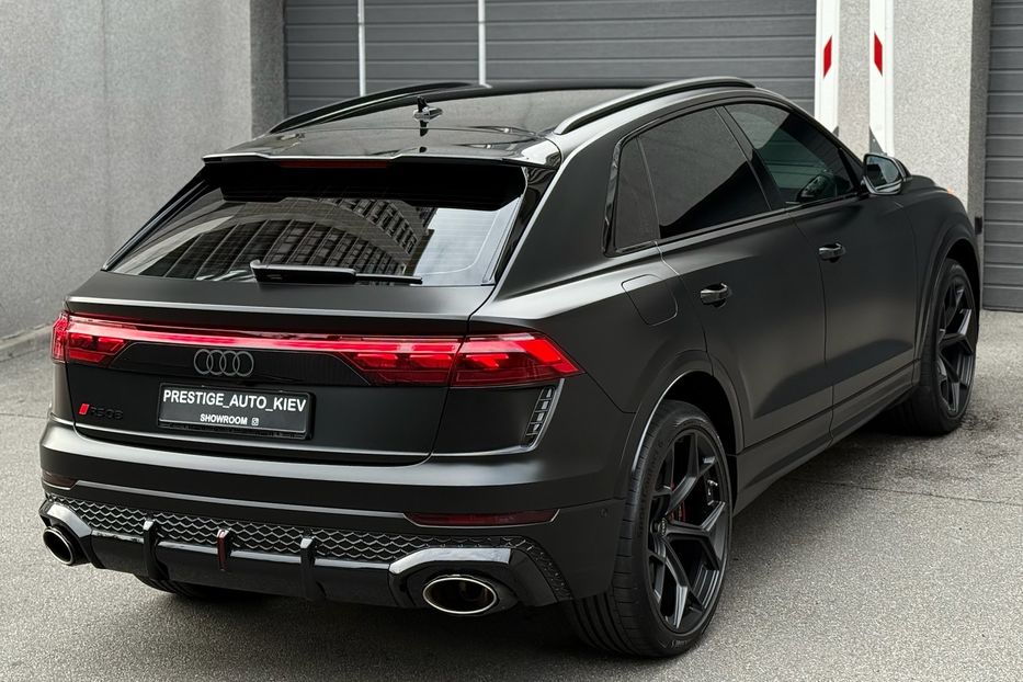 Продам Audi RS Q8  PERFORMANCE 2024 года в Киеве