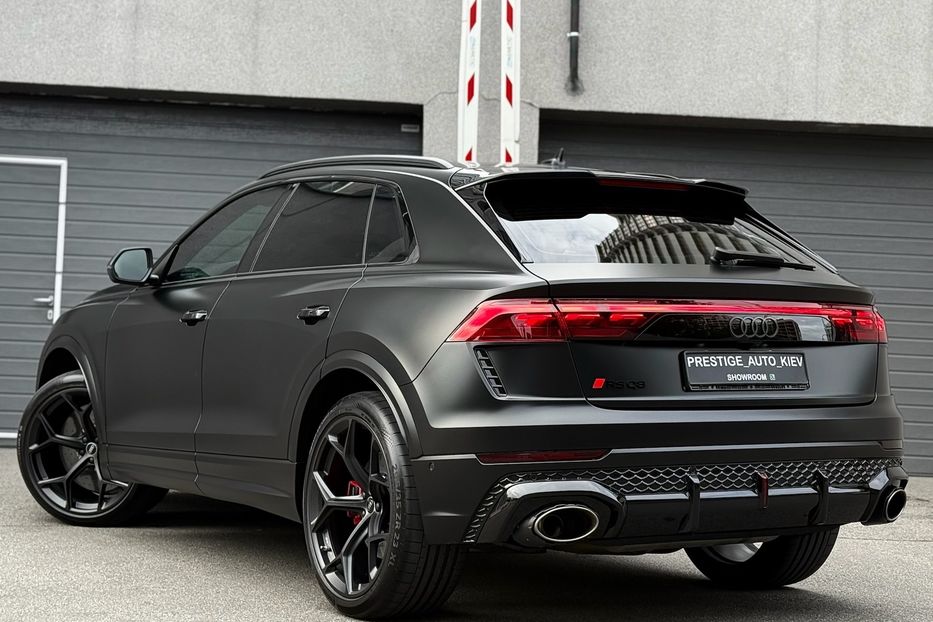 Продам Audi RS Q8  PERFORMANCE 2024 года в Киеве