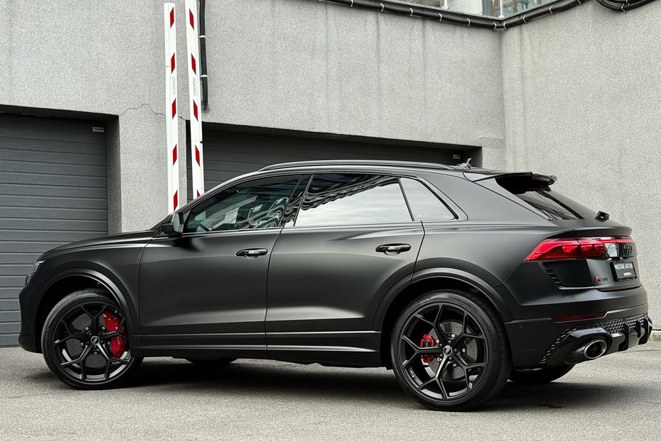 Продам Audi RS Q8  PERFORMANCE 2024 года в Киеве
