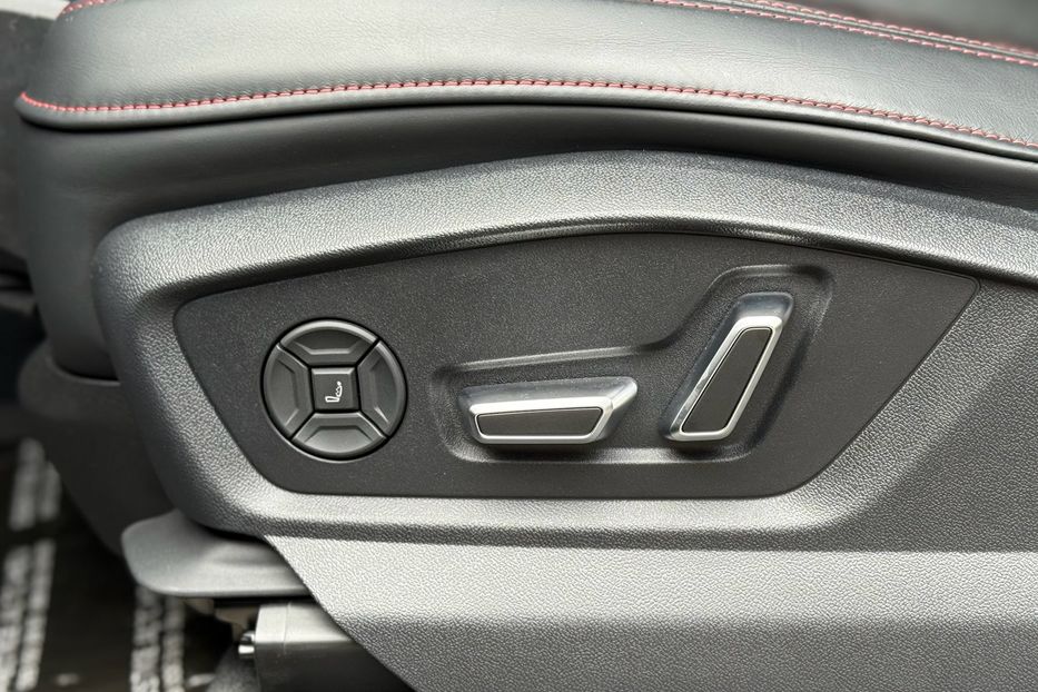 Продам Audi RS Q8  PERFORMANCE 2024 года в Киеве
