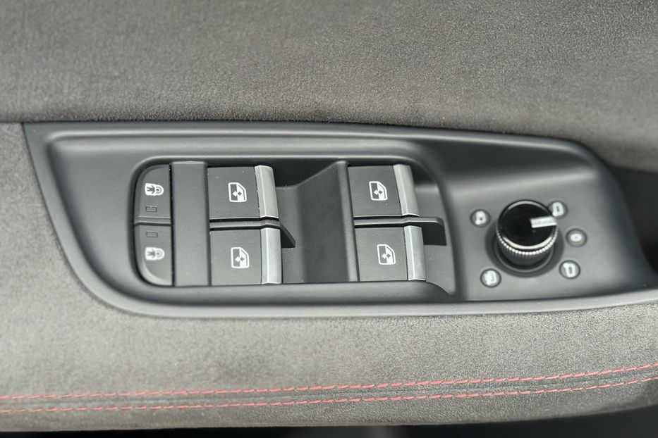 Продам Audi RS Q8  PERFORMANCE 2024 года в Киеве