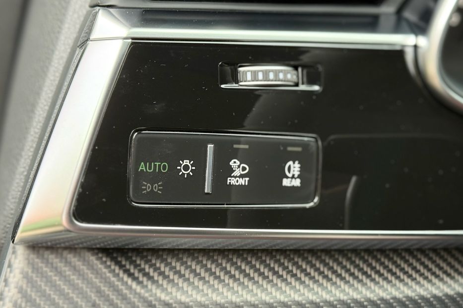 Продам Audi RS Q8  PERFORMANCE 2024 года в Киеве