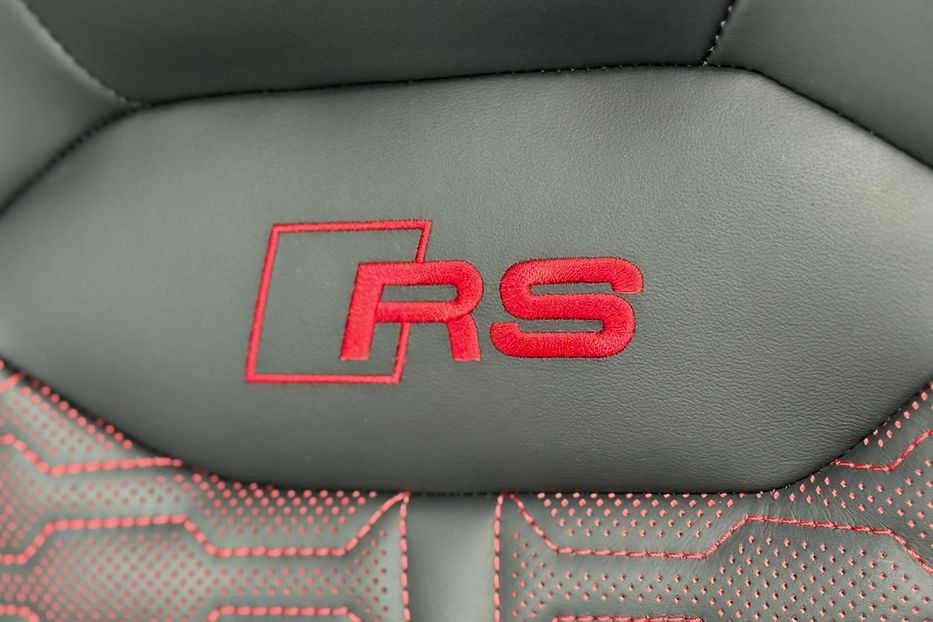 Продам Audi RS Q8  PERFORMANCE 2024 года в Киеве