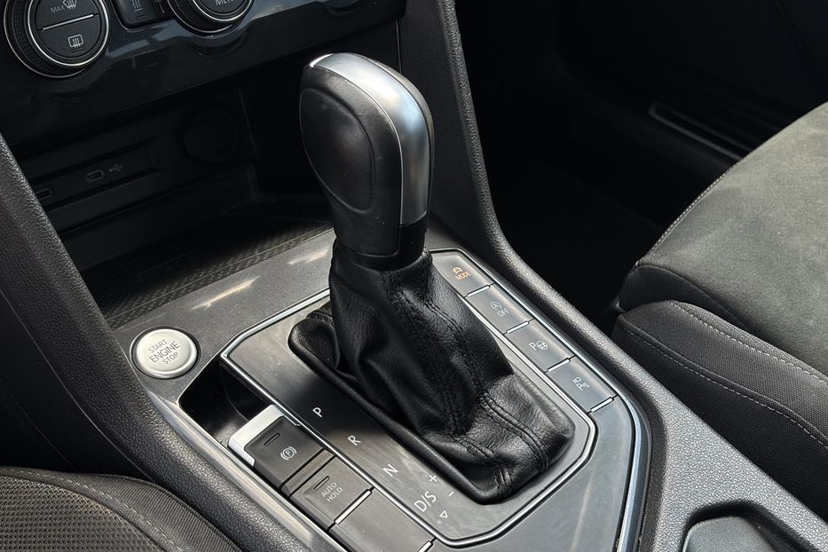 Продам Volkswagen Tiguan 110 kw  2021 года в Львове
