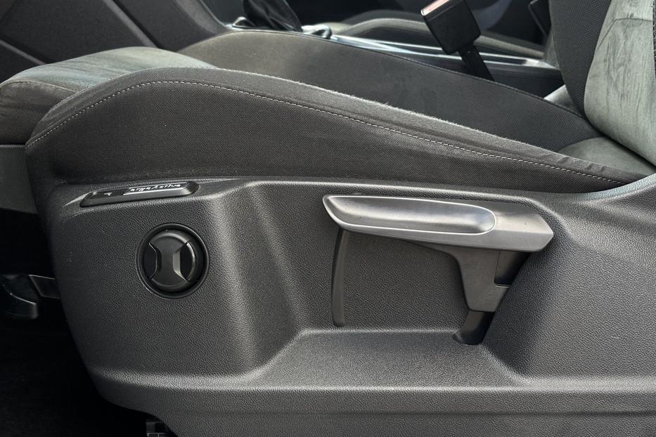 Продам Volkswagen Tiguan 110 kw  2021 года в Львове