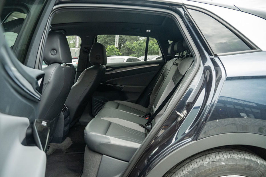 Продам Volkswagen ID.4 Crozz 2022 года в Черновцах