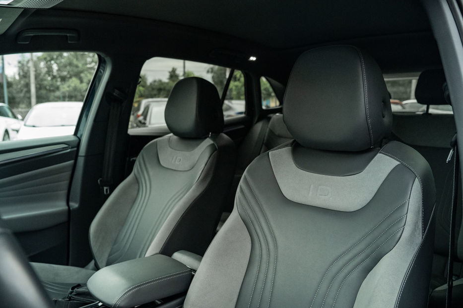 Продам Volkswagen ID.4 Crozz 2022 года в Черновцах