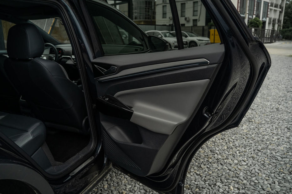 Продам Volkswagen ID.4 Crozz 2022 года в Черновцах