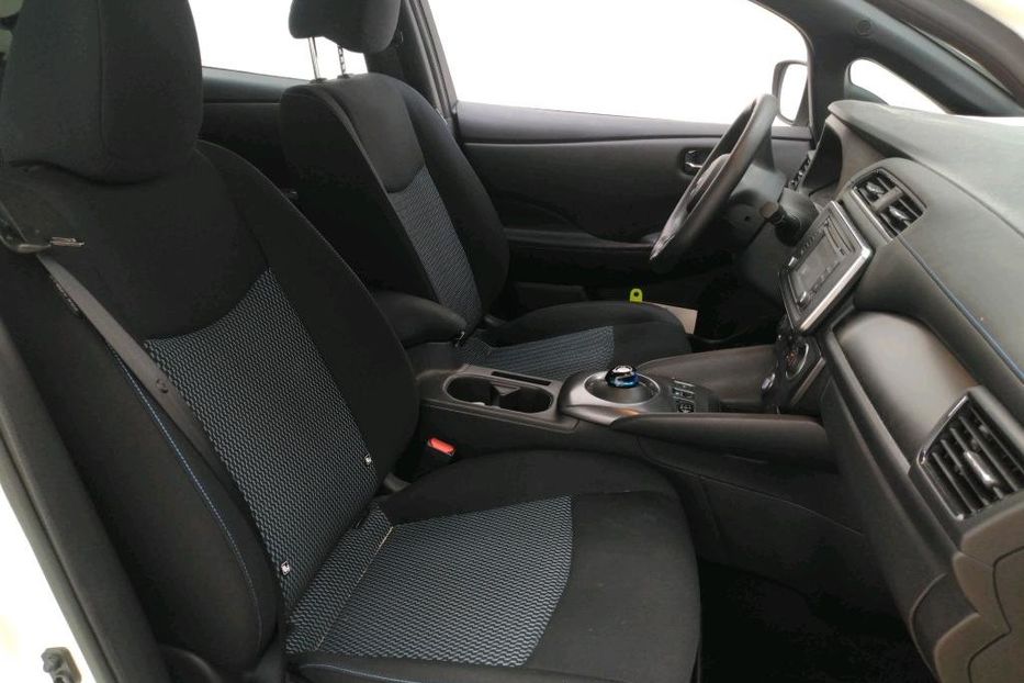 Продам Nissan Leaf 40квт 2019 года в Львове