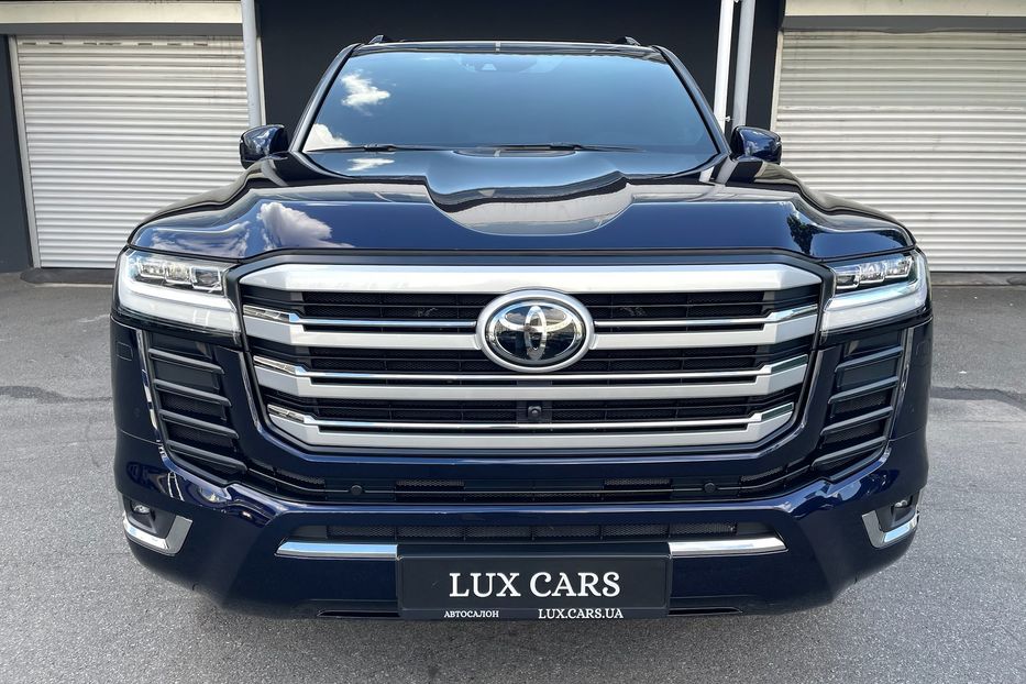 Продам Toyota Land Cruiser 300 Premium 70 anniversary  2021 года в Киеве