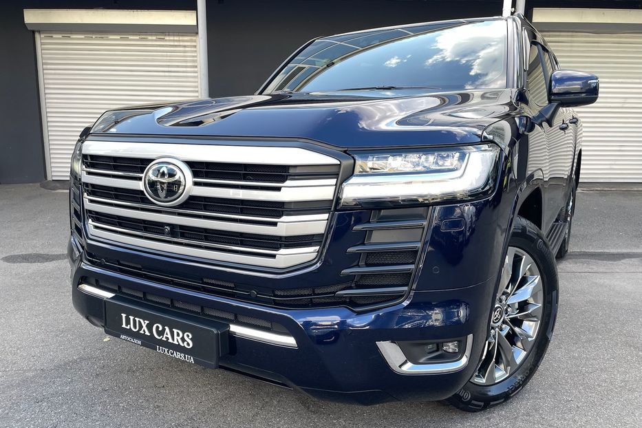 Продам Toyota Land Cruiser 300 Premium 70 anniversary  2021 года в Киеве