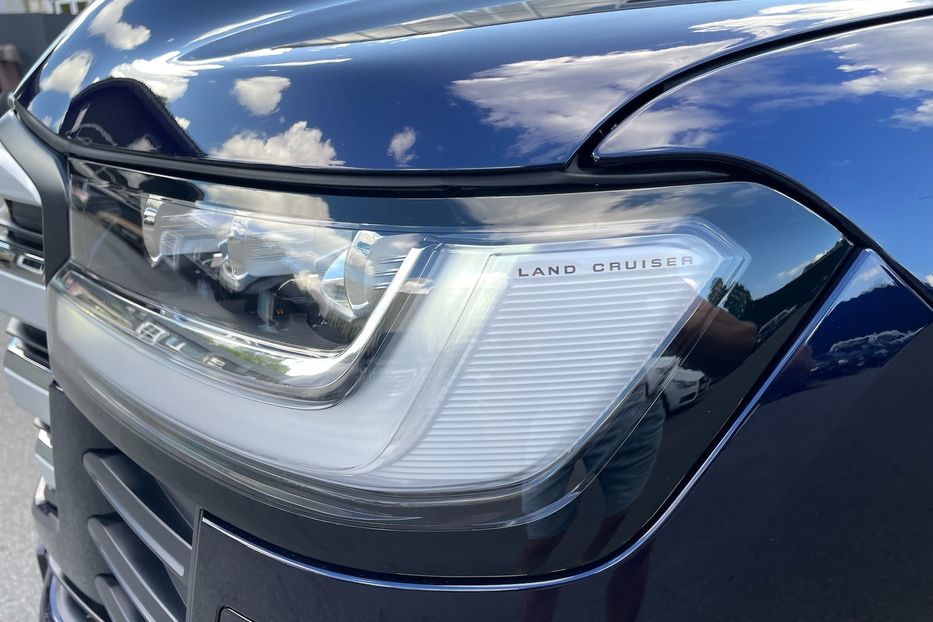 Продам Toyota Land Cruiser 300 Premium 70 anniversary  2021 года в Киеве