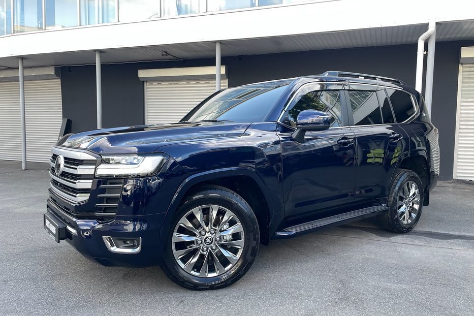 Продам Toyota Land Cruiser 300 Premium 70 anniversary  2021 года в Киеве