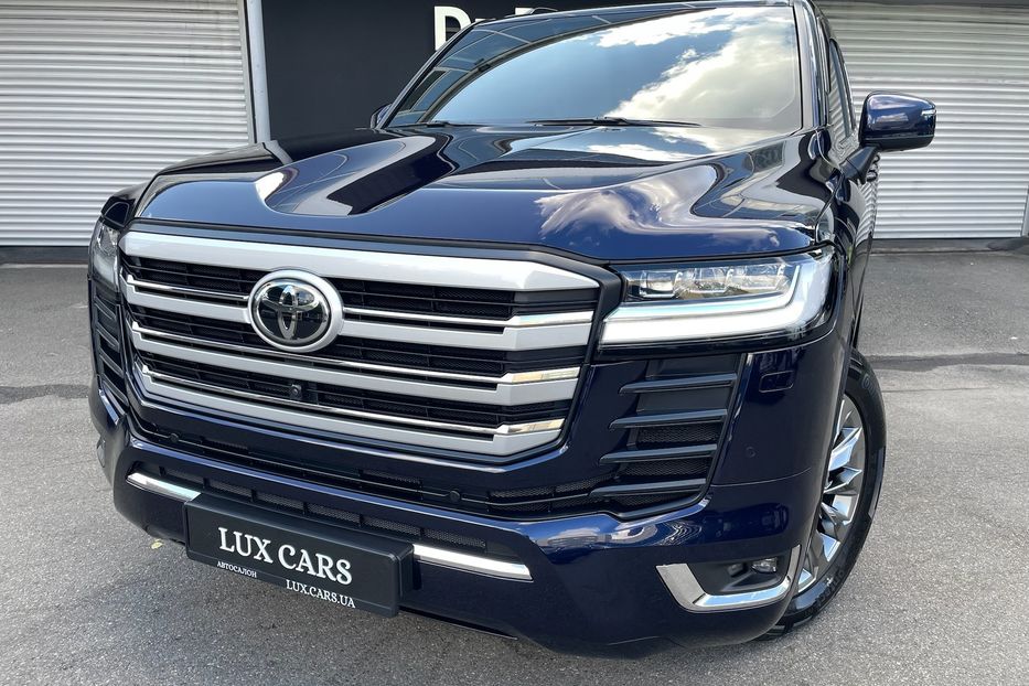 Продам Toyota Land Cruiser 300 Premium 70 anniversary  2021 года в Киеве