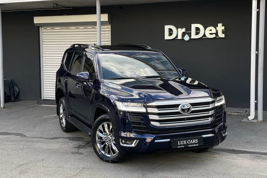 Продам Toyota Land Cruiser 300 Premium 70 anniversary  2021 года в Киеве