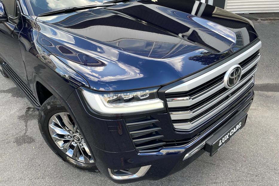 Продам Toyota Land Cruiser 300 Premium 70 anniversary  2021 года в Киеве