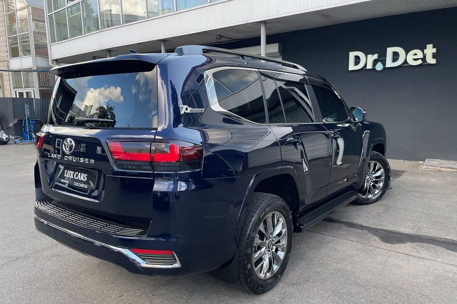 Продам Toyota Land Cruiser 300 Premium 70 anniversary  2021 года в Киеве