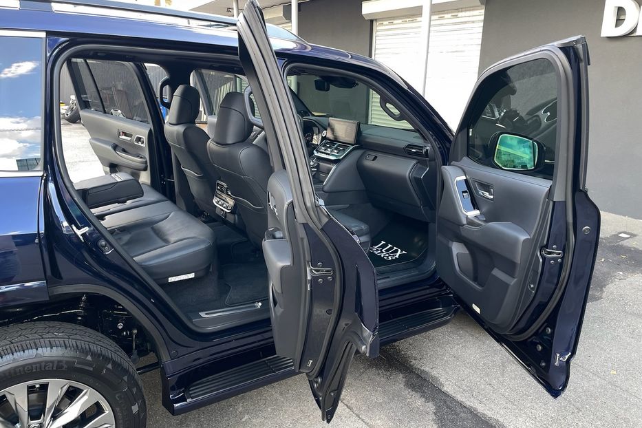 Продам Toyota Land Cruiser 300 Premium 70 anniversary  2021 года в Киеве