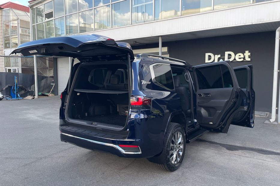 Продам Toyota Land Cruiser 300 Premium 70 anniversary  2021 года в Киеве
