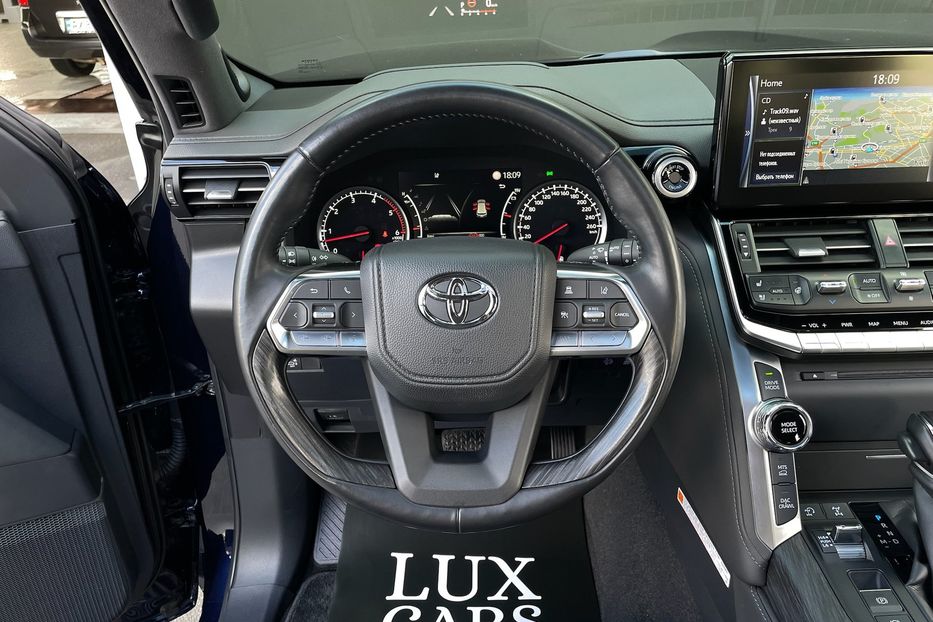 Продам Toyota Land Cruiser 300 Premium 70 anniversary  2021 года в Киеве