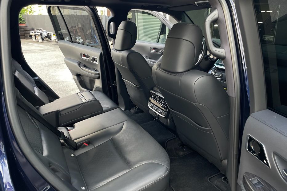 Продам Toyota Land Cruiser 300 Premium 70 anniversary  2021 года в Киеве