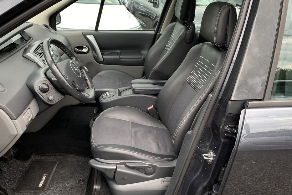 Продам Renault Grand Scenic 2008 года в Луцке