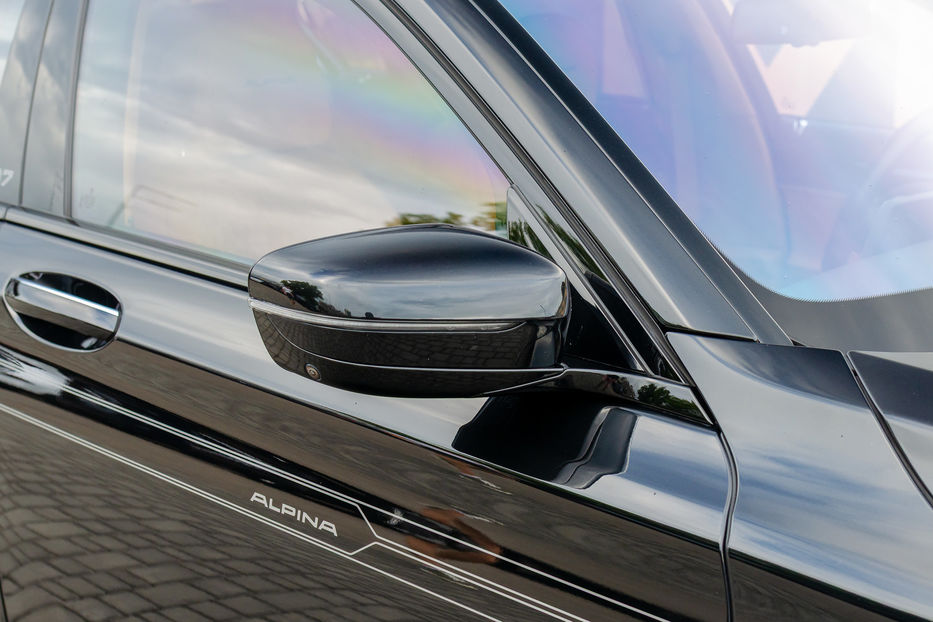 Продам BMW 750 Alpina B7 Bi Turbo 2018 года в Киеве