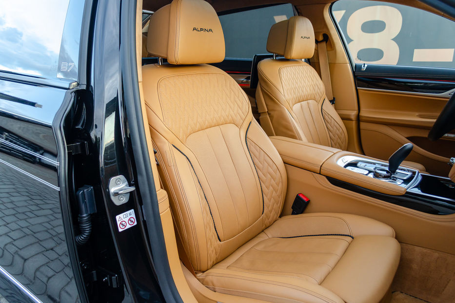 Продам BMW 750 Alpina B7 Bi Turbo 2018 года в Киеве