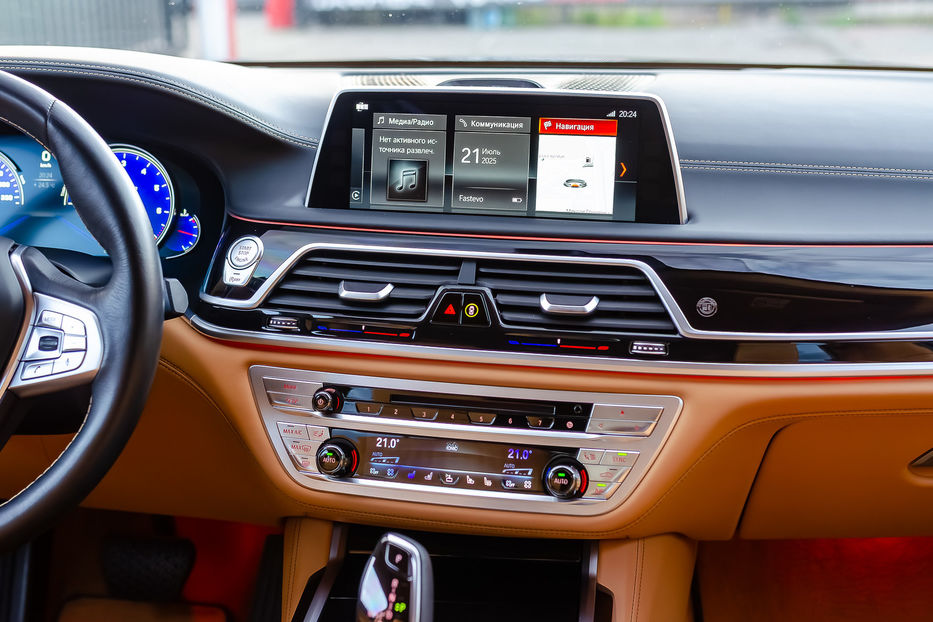 Продам BMW 750 Alpina B7 Bi Turbo 2018 года в Киеве