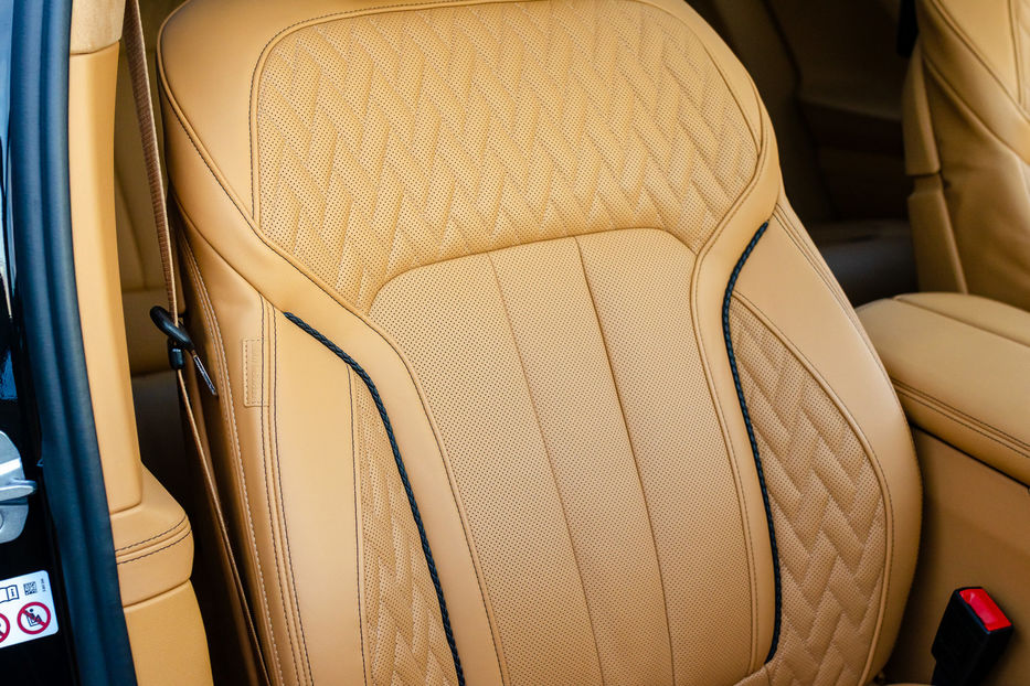 Продам BMW 750 Alpina B7 Bi Turbo 2018 года в Киеве