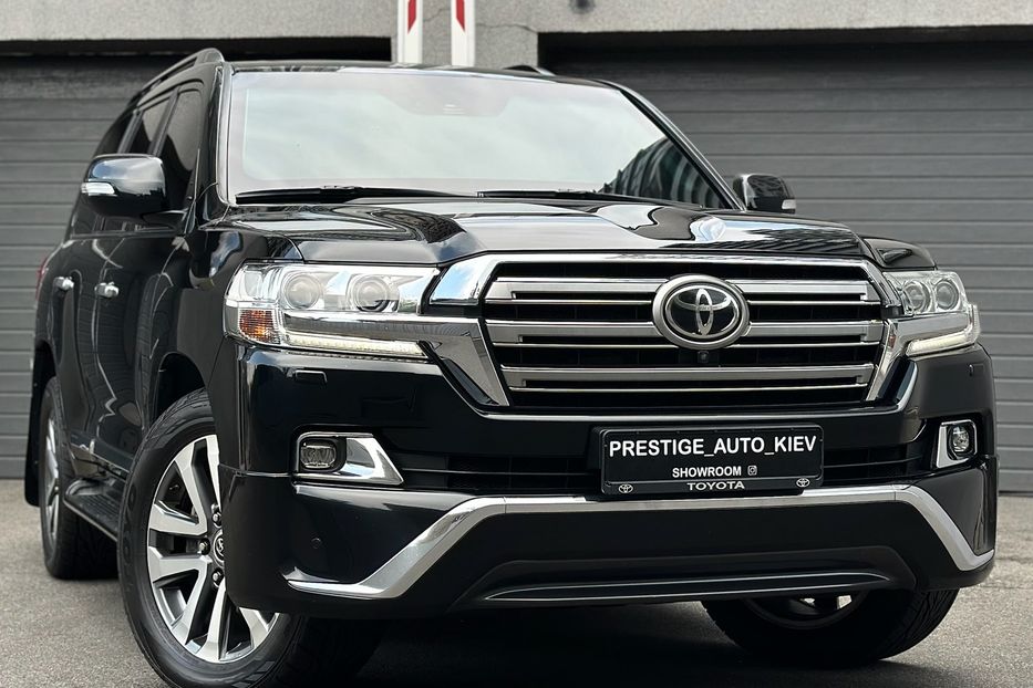 Продам Toyota Land Cruiser 200 PREMIUM B6 Бронь 2017 года в Киеве