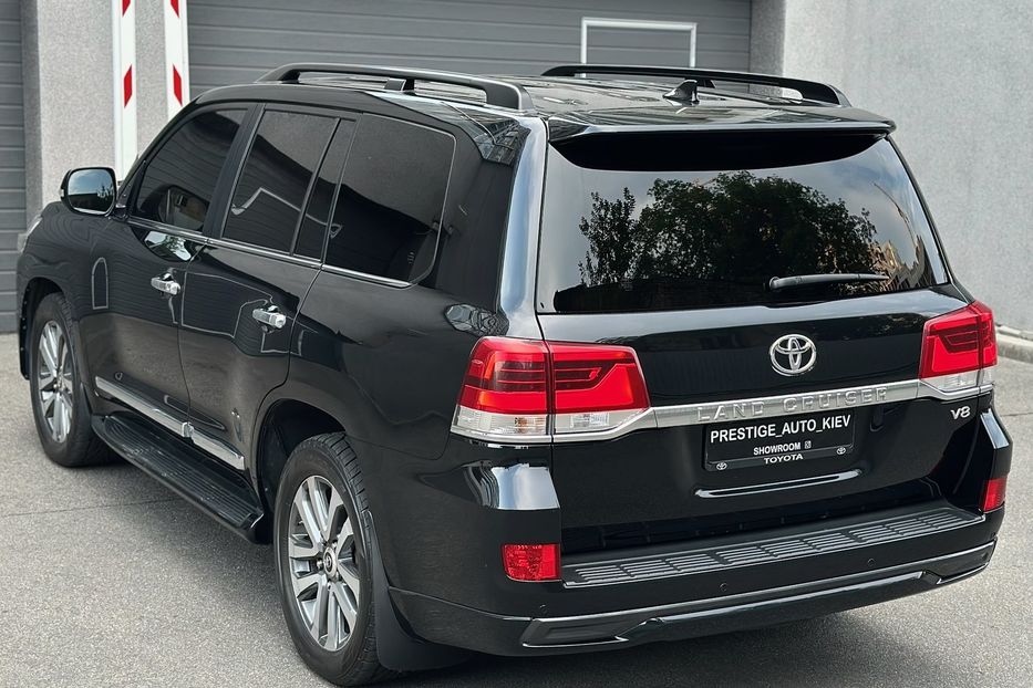 Продам Toyota Land Cruiser 200 PREMIUM B6 Бронь 2017 года в Киеве